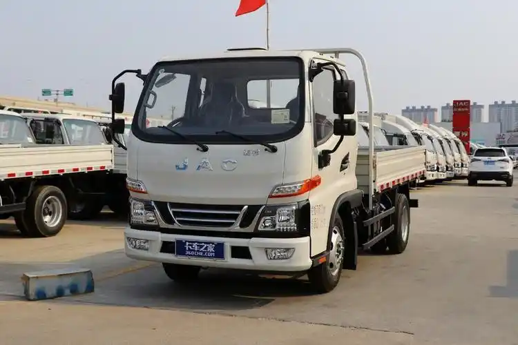 江淮 骏铃v3 109马力 3.