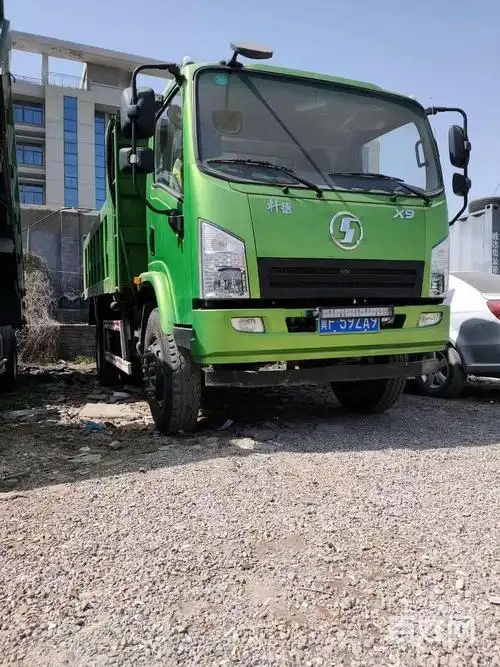 急卖19年陕汽轩德x9国五蓝牌自卸车 新车状态