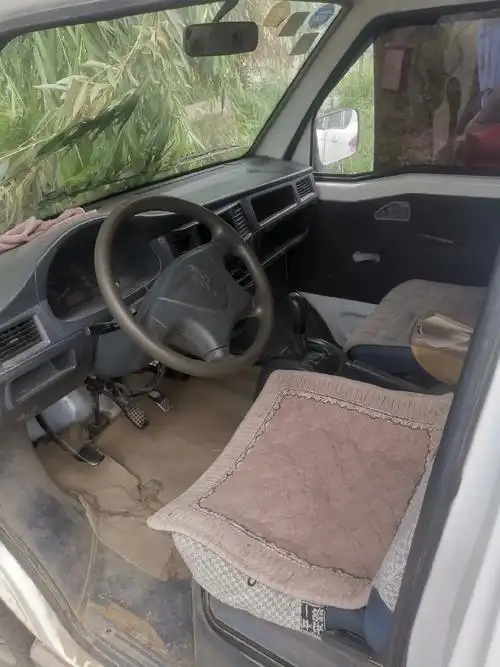 刚刚到家11年五菱之光带空调带空调带空调五菱神车车况不赖8座 - 抖音