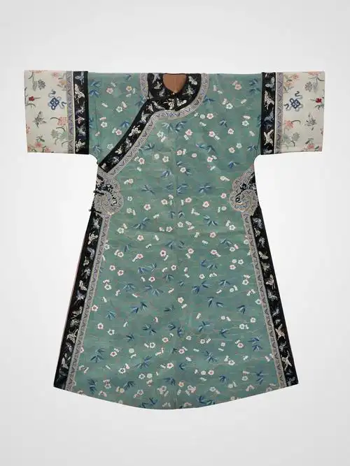 挽袖作新词:走近85后收藏家周峰的丝绸世界_中国文化人物网