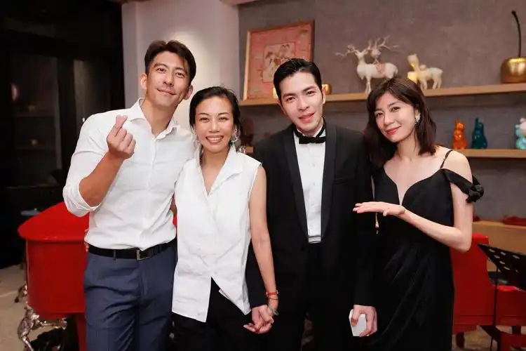 萧敬腾向50岁经纪人求婚誓言全曝光:委屈你16年,连家人都不知道我们