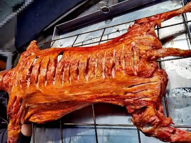 水司令阳澄湖大闸蟹烤全羊