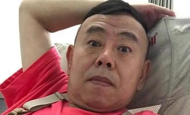 喜剧演员潘长江也走到了今天