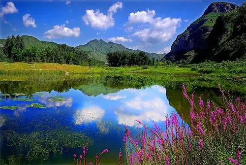 远离喧嚣的城市,走进大自然青山绿水,山清水秀