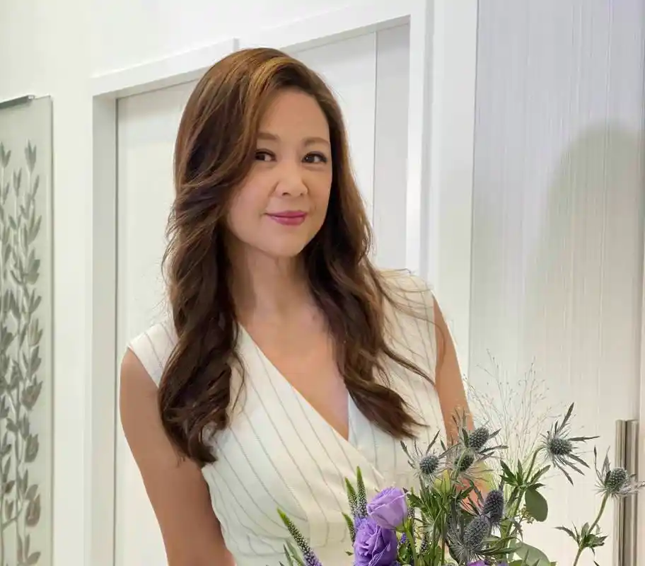 突发!香港知名女星王馨平宣布确诊,正在隔离有轻微喉咙痛