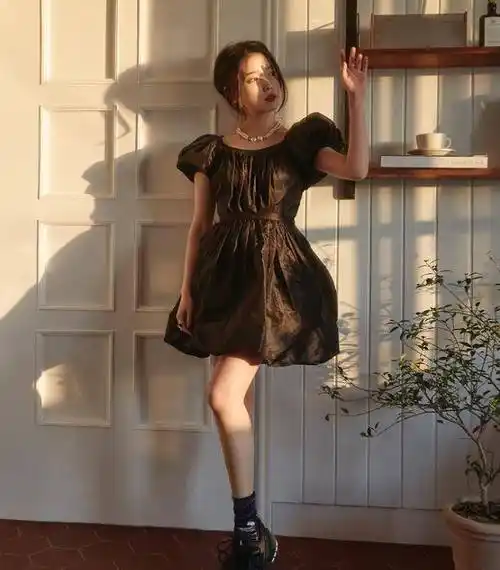 难怪李知恩不穿易显胖的白袜,当她换上后,原来上帝是公平的_造型_少女