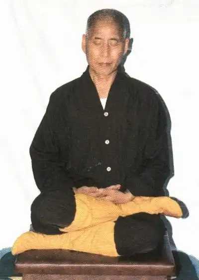 单跏趺坐   金刚坐