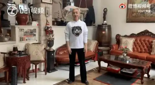 "逆生长爷爷"爆红:一个习惯坚持20年,效果太惊人了_胡海