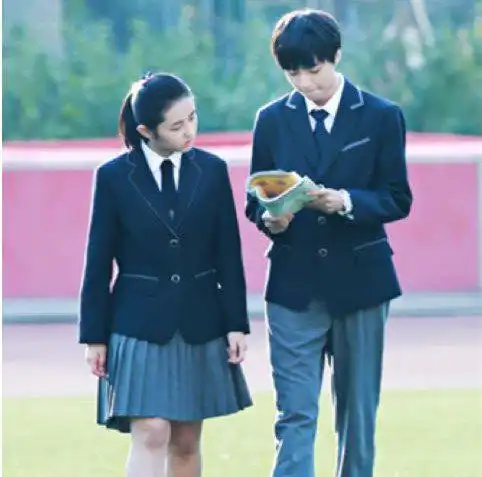 王俊凯小别离剧照曝光 上演朦胧感情引期待