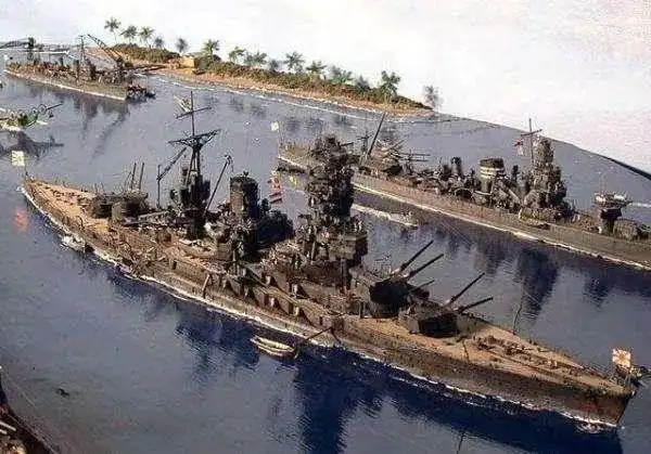 "停止射击己方军舰"——瓜岛以北夜战"比睿"之四|战列舰|巡洋舰|驱逐