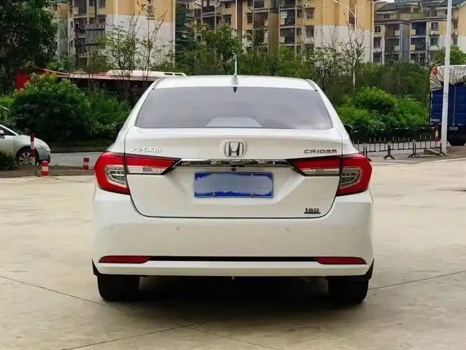 新到准2020款本田 凌派 180turbo自动豪华版,一手车3万公里,ceo节