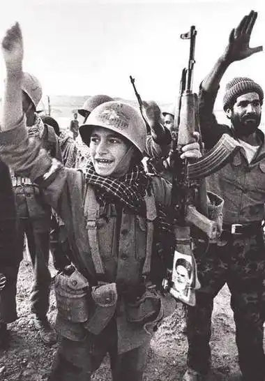 和波兰-苏维埃战争的年轻卫士伊洛加夫里于1914年8岁加入塞尔维亚军队