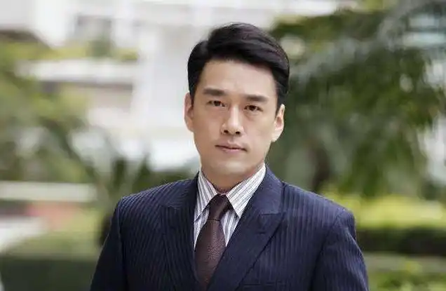 "国民舅舅"王耀庆爆红的背后,还有这样不为人知的一面?