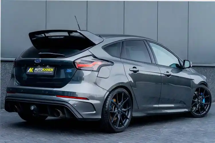 极致手动小钢炮福克斯rs