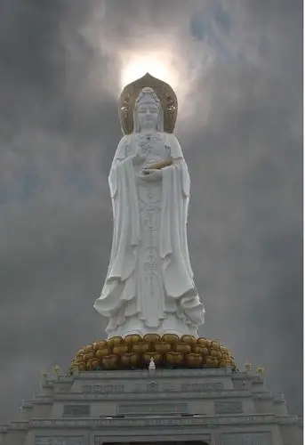 南海观音,普度众生.菩萨之光,转者运到!