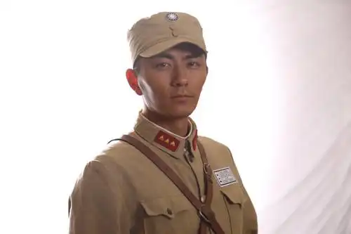 张宁江饰演虎子