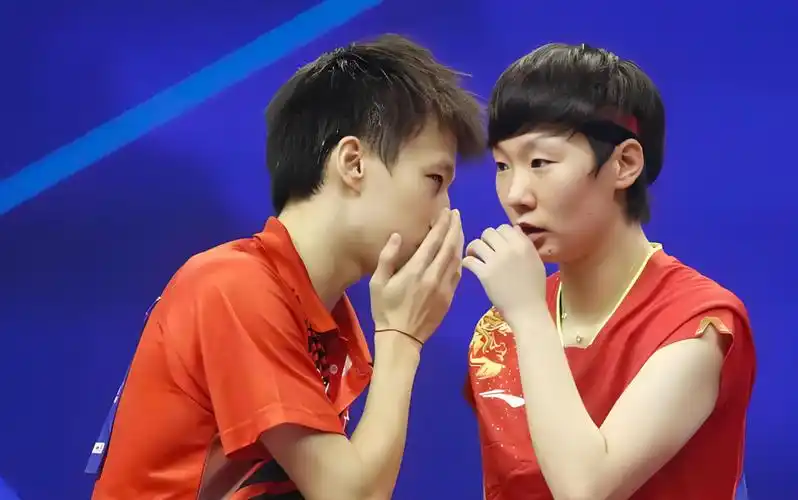 祝贺林高远王曼昱获胜31苦战淘汰梁靖昆钱天一晋级混双8强