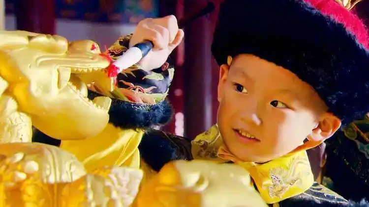 末代皇帝传奇:竟然有人3岁就当了皇帝,还不懂事呢,自愿的吗