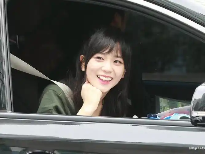 【那年今日】车窗精灵jisoo-180107