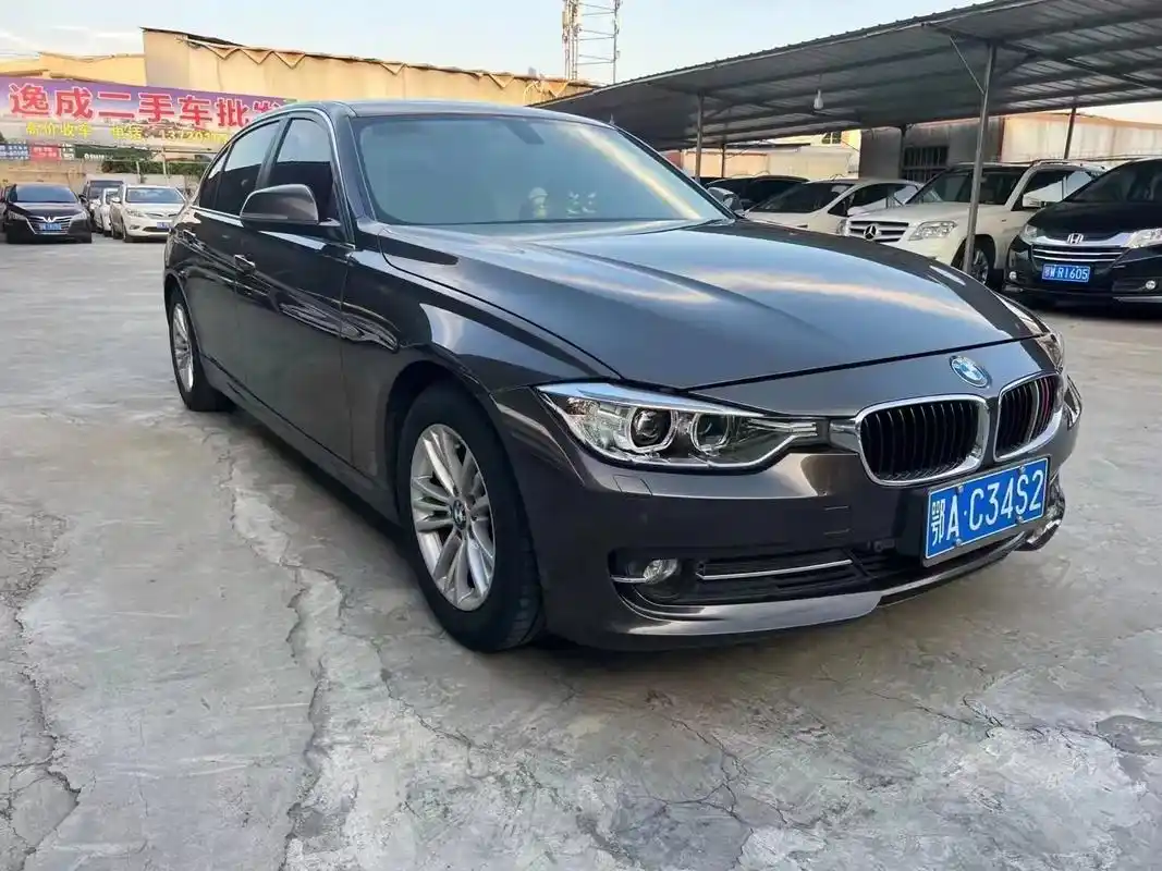 一口价8.38万,14年差几个月的宝马320li,2 - 抖音