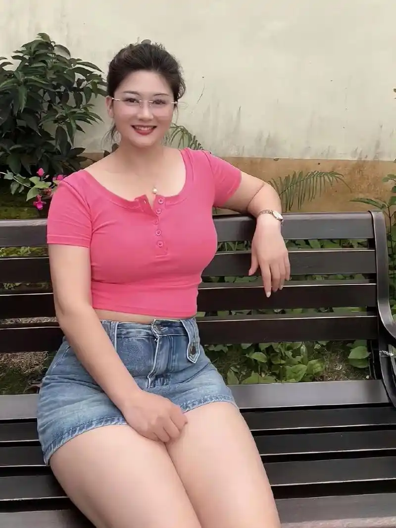 30岁风韵犹存,130斤彩礼只要0.002亿