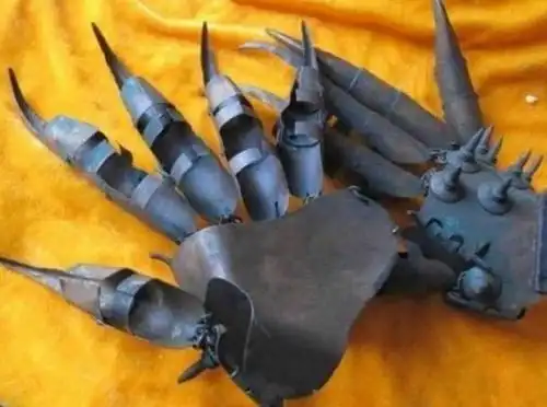 个长相怪异的冷兵器,长相奇特却备受青睐,第3件专为后宫使用