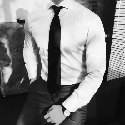 软锦:"霸道总裁正装超man男生头像"