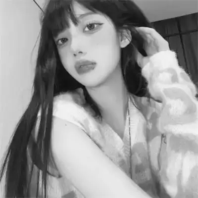 最近特别火的黑白头像女118张_女生头像_头像屋