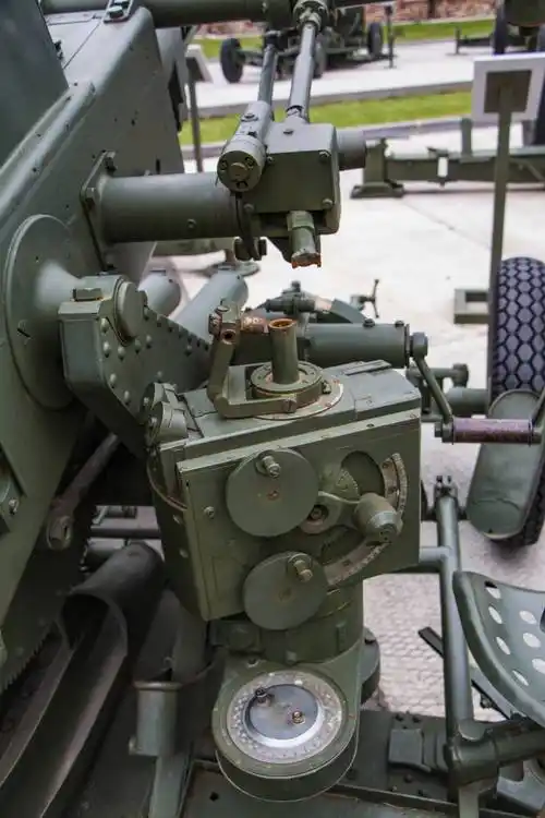 关于武器的故事. 高射炮"博福斯"40-mm l60