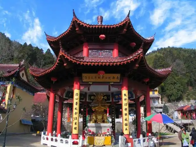 东天门山昭明寺介绍