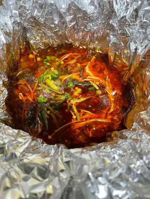 挑战味蕾包烧米线-"学校小吃街的米线,一直听其他老师推荐,今.