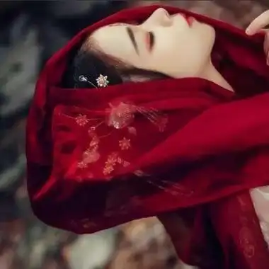 古风红衣女子头像古风红衣女头青山依旧笑春风