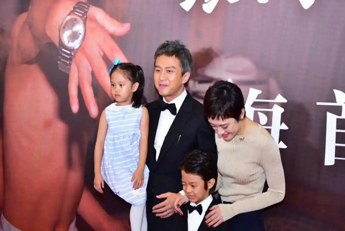 有种"挑剔式遗传"叫宋小宝,爸爸黑成球孩子却肤白如雪,很会长