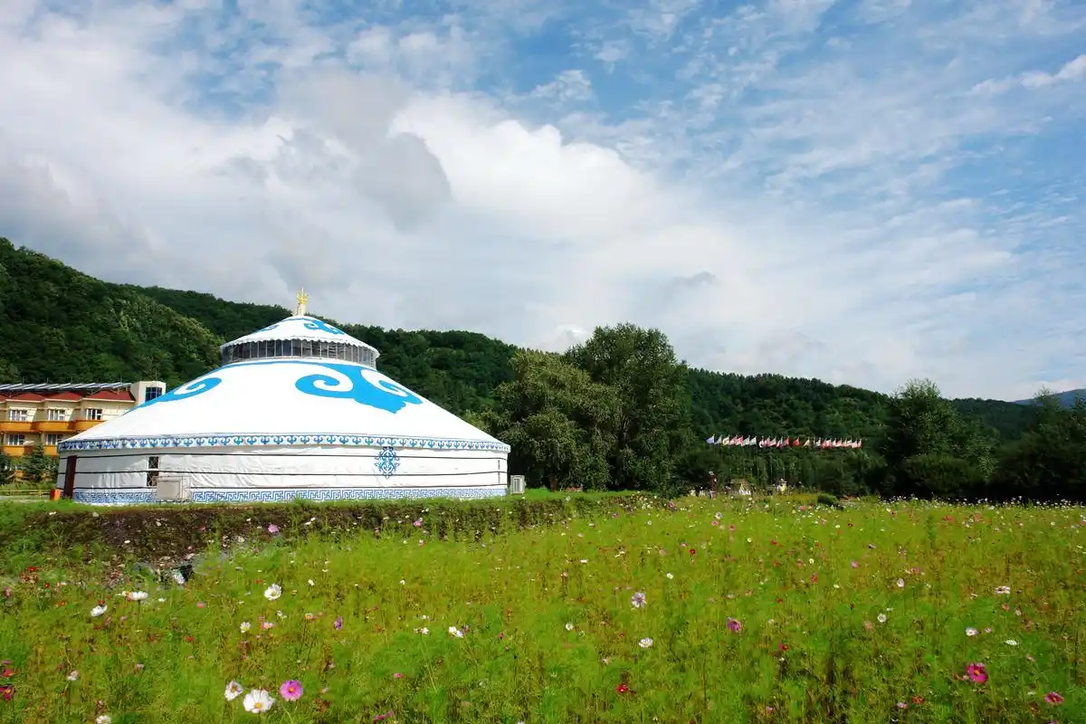 喀喇沁旗亚太森林组织旺业甸多功能森林体验基地