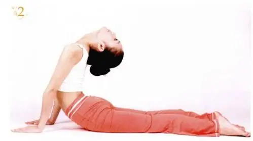 蛇王式瑜伽让你从头美到脚