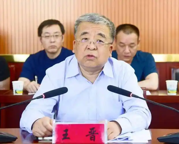 省交通运输厅党组成员,副厅长 王晋省交通运输 厅人事处处长 杨斌县委