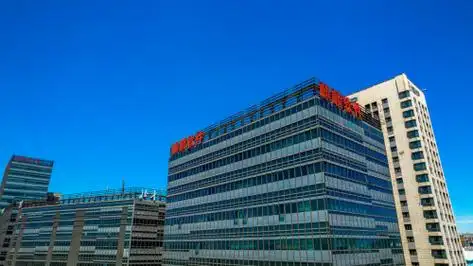 中国电子所属麒麟软件入选世界一流专精特新示范企业_互联网_科技快报