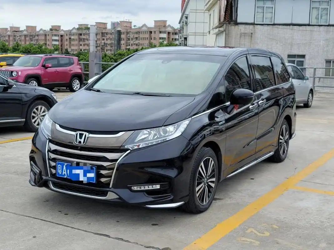 本田奥德赛19款锐·智享版,七座mpv 2020年1月本田奥德赛19款锐·智享