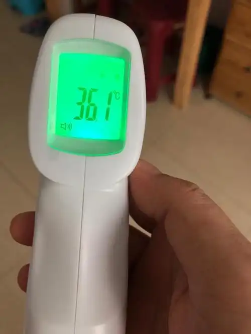 测量体温时,到底是电子温度计准,还是水银温度计准?