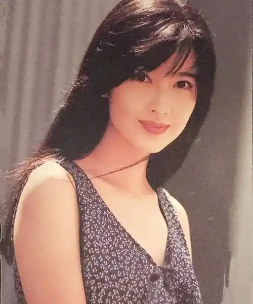 90年代香港女星零p图神颜照,网友:真正的女神!