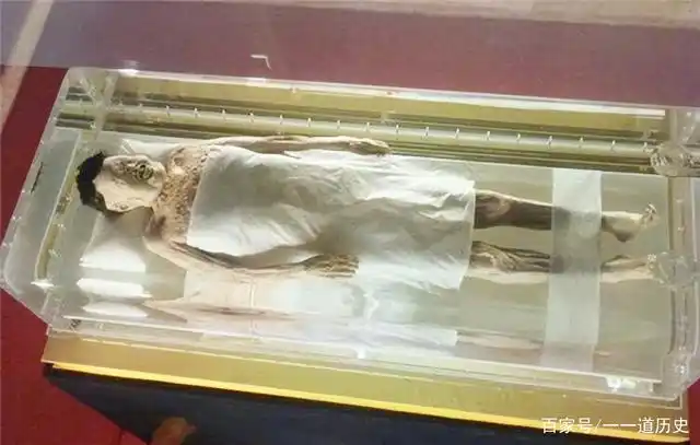 马王堆汉墓出土的辛追夫人,告诉全世界,中国古代社会对尸体保存的研究