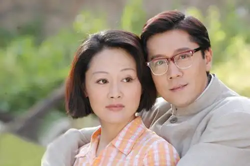 歌手高峰出生资料 高峰王姬老公个人资料照片