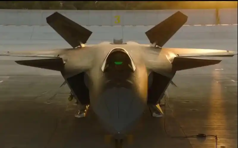 科幻,霸气,高颜值 中国空军 歼20剪影