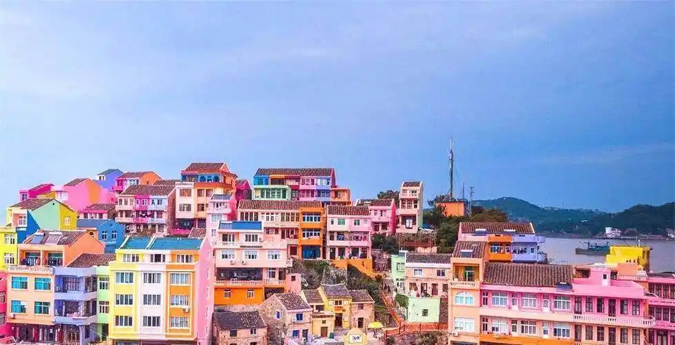 原创浙江小渔村变成网红景点游客却不满意配套设施并不完善