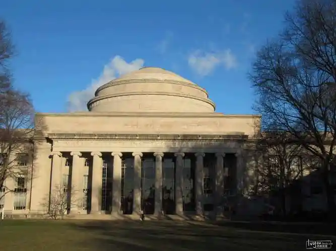 简称"麻省理工"(mit),位于 a target="_blank" href="/item/美国