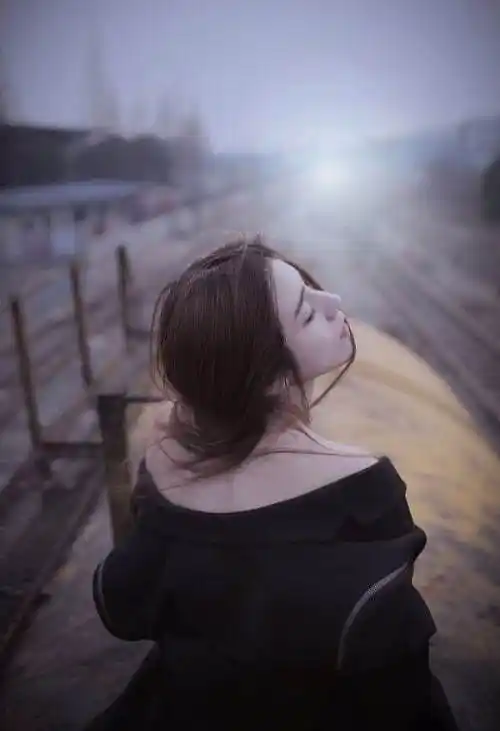 qq非主流伤感女生图片大全