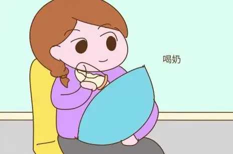 一个月宝宝多久喂一次奶粉 一个月的宝宝多久喂一次奶粉