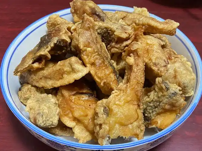 油炸鱼块的做法和步骤(炸的鱼块又香又脆)