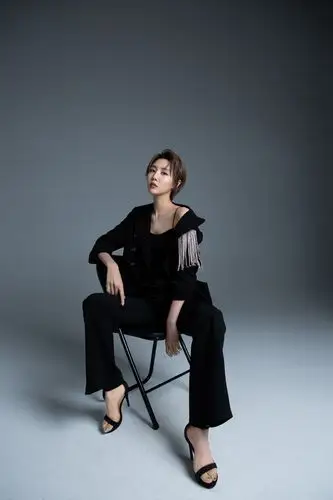 李欣燃新剧《追梦者联盟》杀青 感恩追梦之旅