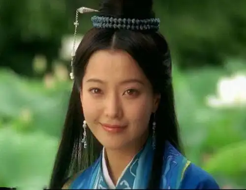 请问谁有金喜善神话里的那张画像啊?